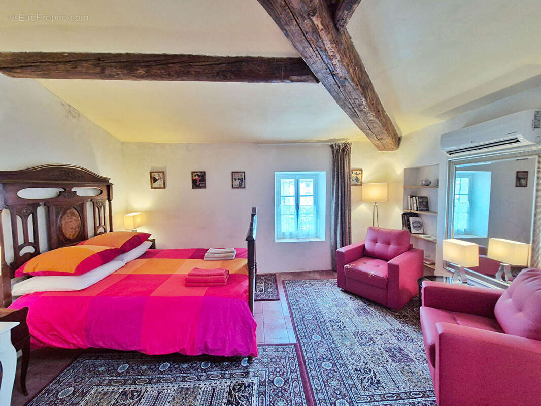 Maison de village charmante avec cour privée et potentiel locatif - photo 11