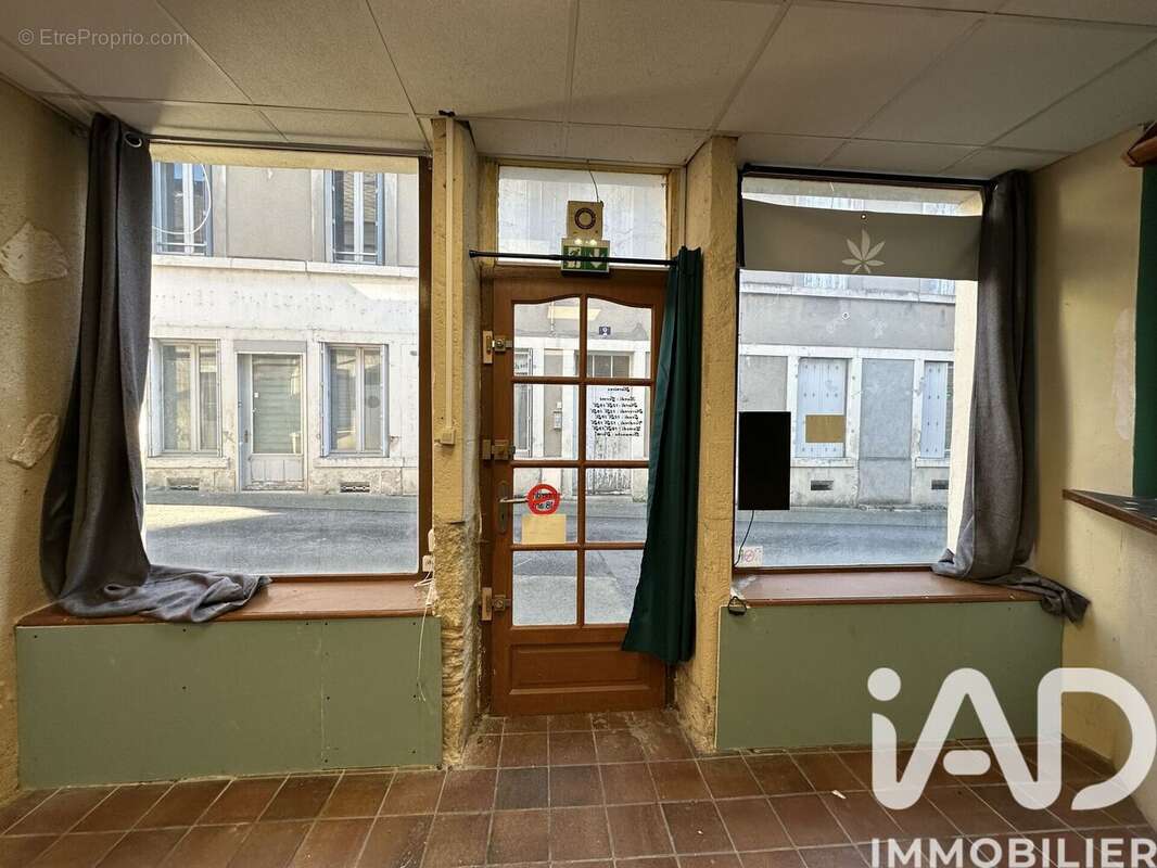 Photo 3 - Appartement à MEHUN-SUR-YEVRE
