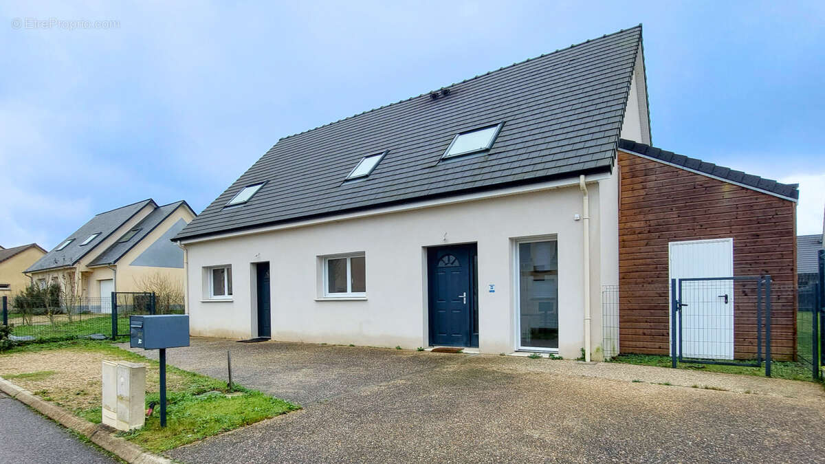 Maison à GUICHAINVILLE