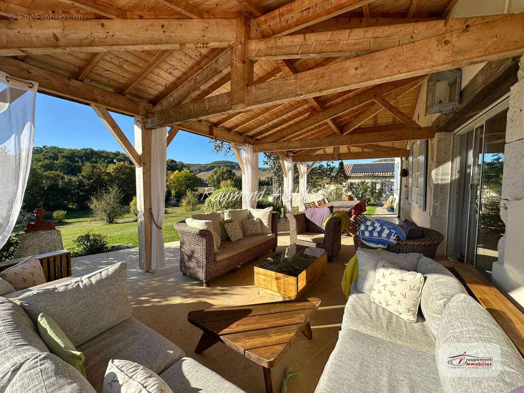 Maison à CASTELMORON-SUR-LOT