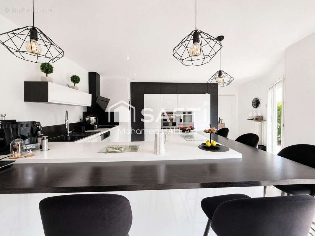 Maison 172 m² à Gujan-Mestras  - photo 5