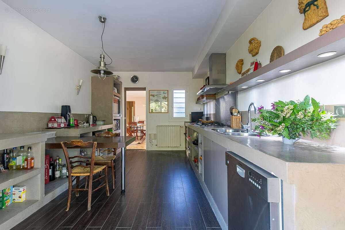 Maison à LE CASTELLET