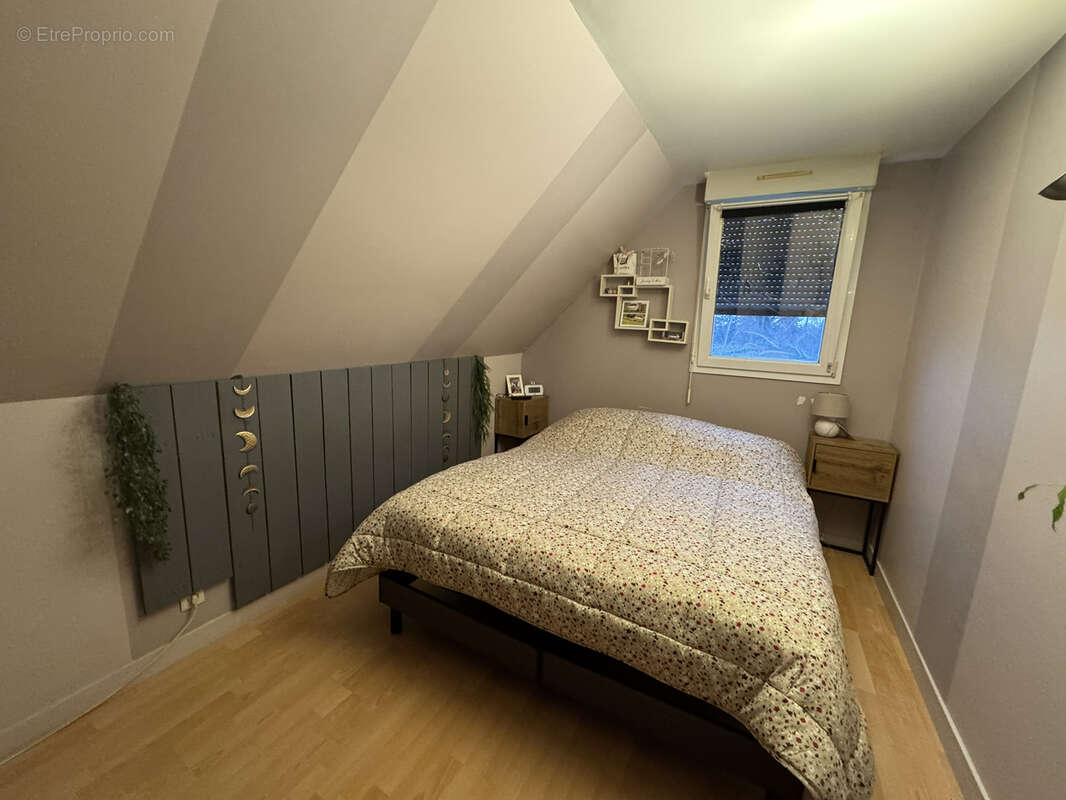 Maison à LA RIVIERE-SAINT-SAUVEUR