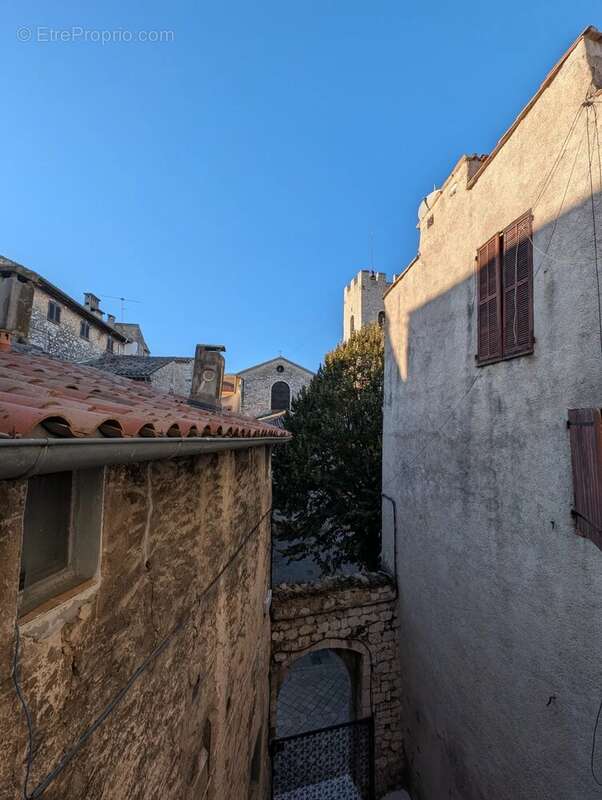 Appartement à VENCE