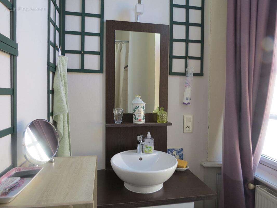 Appartement à FONTENAY-LE-COMTE