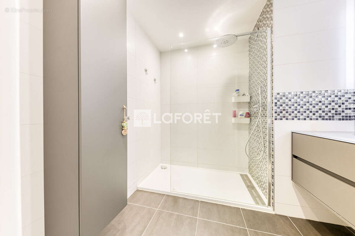 Appartement à PONTAULT-COMBAULT