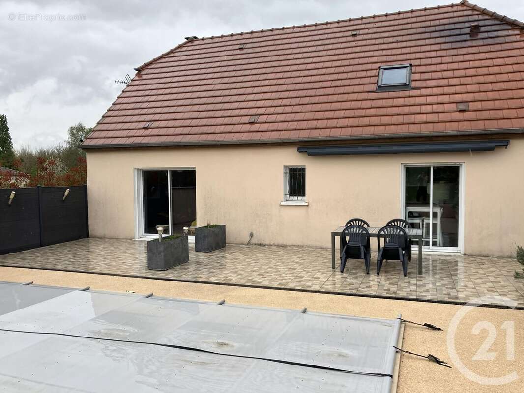 Maison à SAINT-LUMIER-EN-CHAMPAGNE