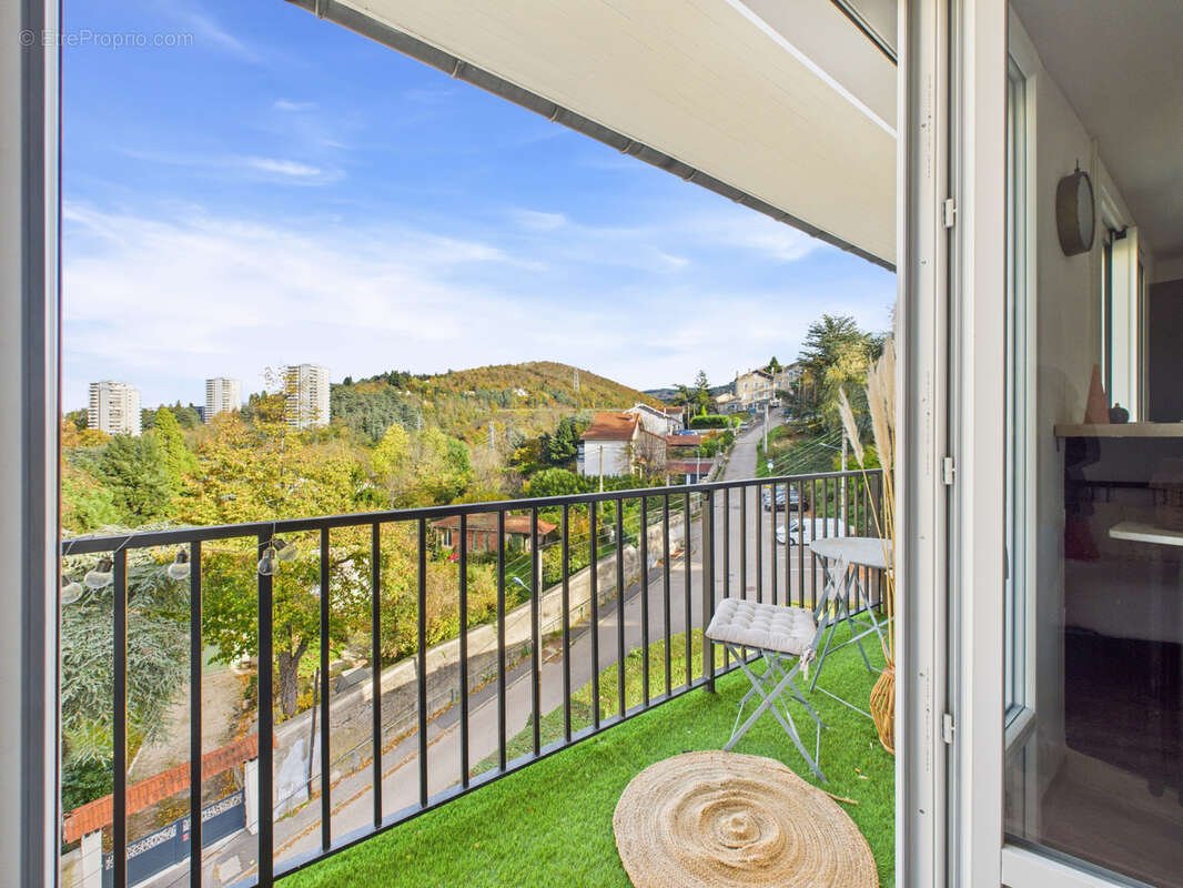 Appartement à SAINT-ETIENNE