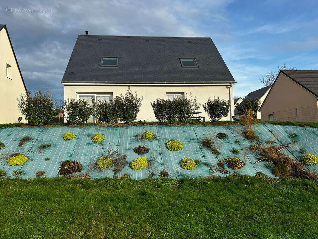 Maison à CROISSANVILLE