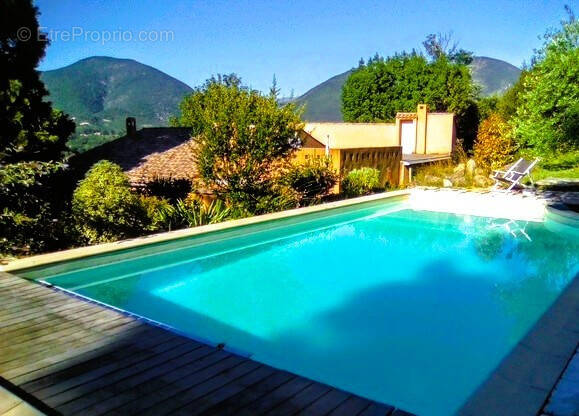 Maison à DIEULEFIT