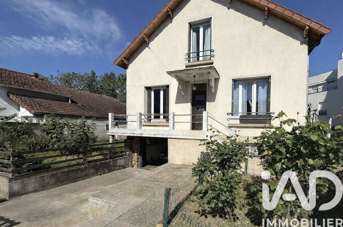 Photo 1 - Maison à ATHIS-MONS