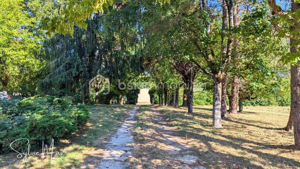 Propriété de caractère sur 6 hectares avec dépendances - photo 24