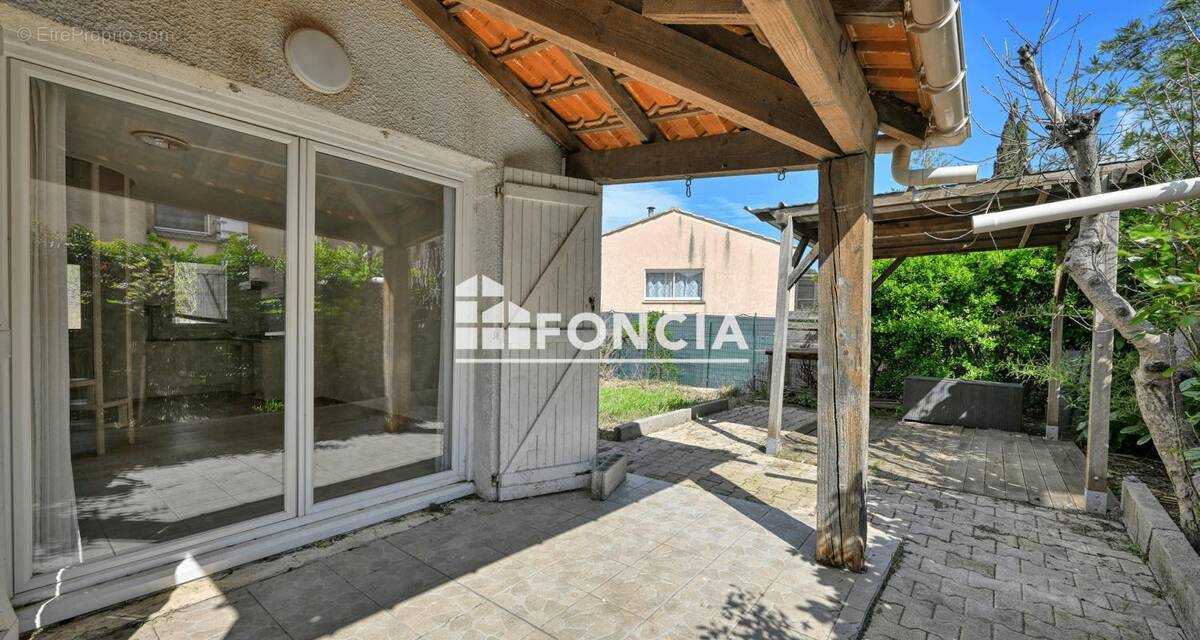Maison à JUVIGNAC