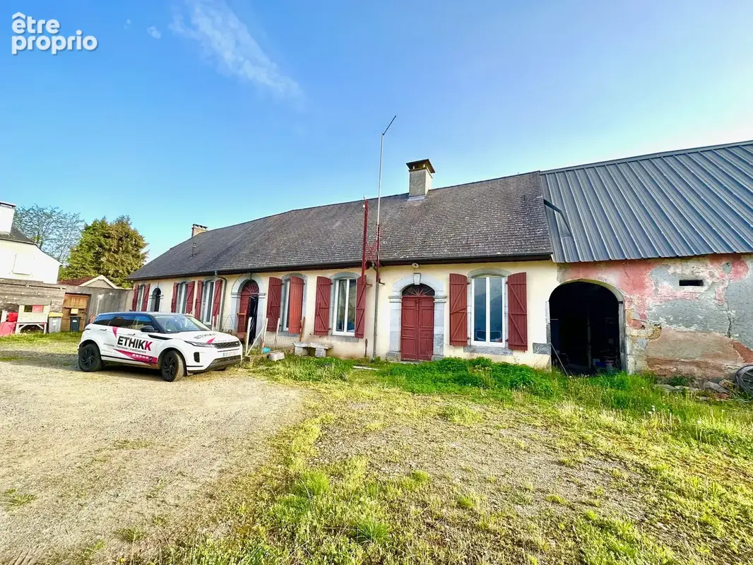 Maison de village  rue Maninat + dépendances - photo 8