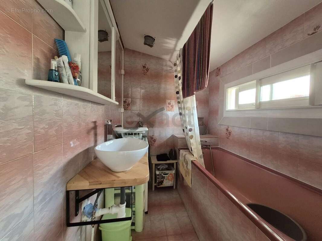 Maison à COURNONTERRAL