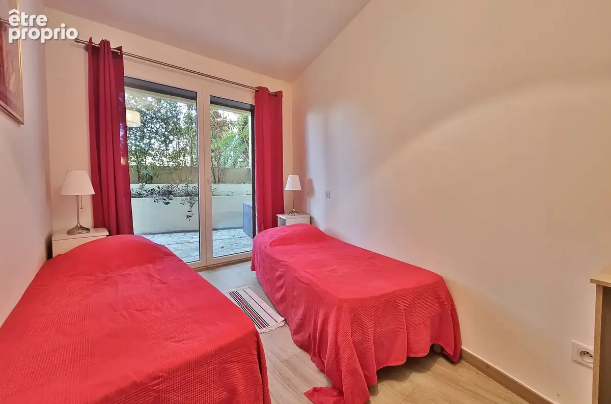 RIVE SUD Agosta Plage - Superbe T4 traversant avec jardin + Garage - photo 26