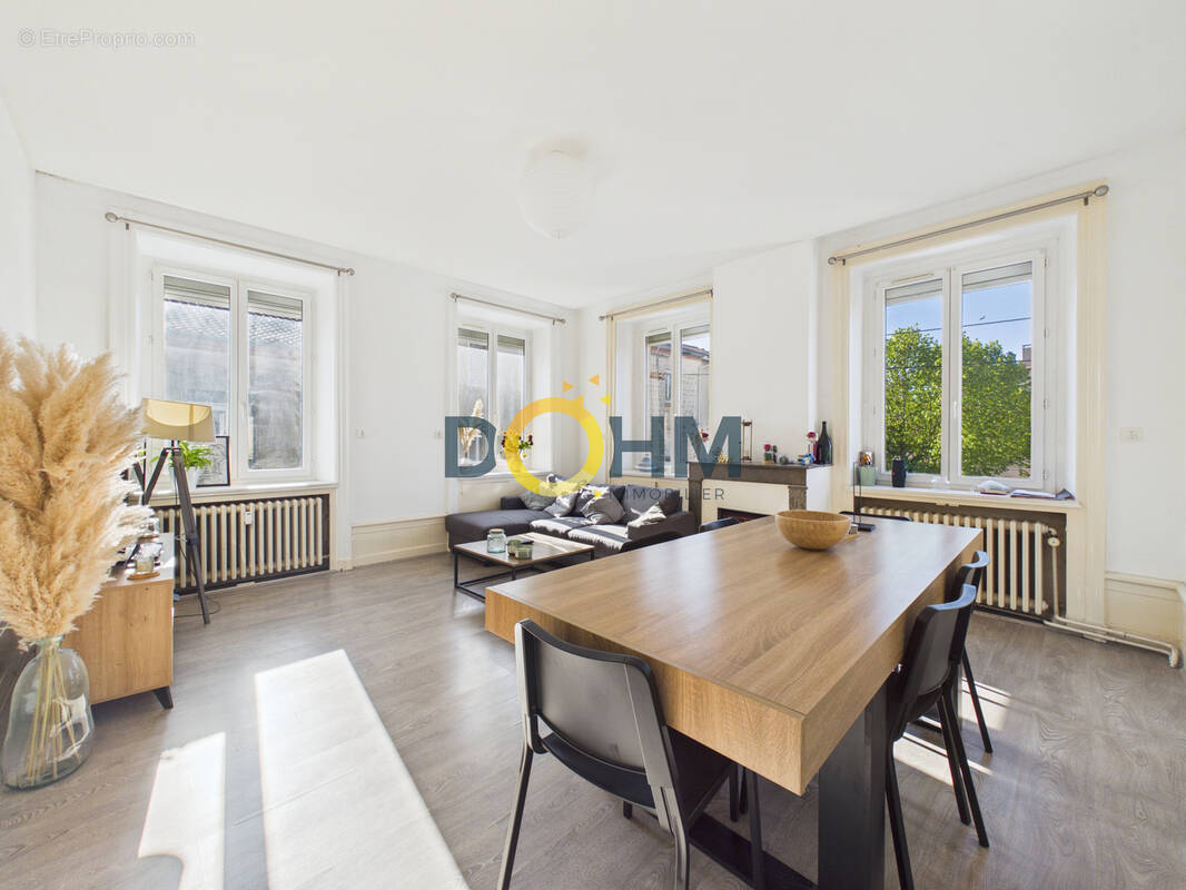 Appartement à SAINTE-SIGOLENE