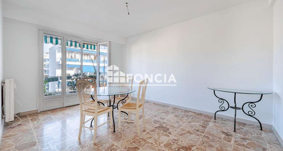 Appartement à CAGNES-SUR-MER