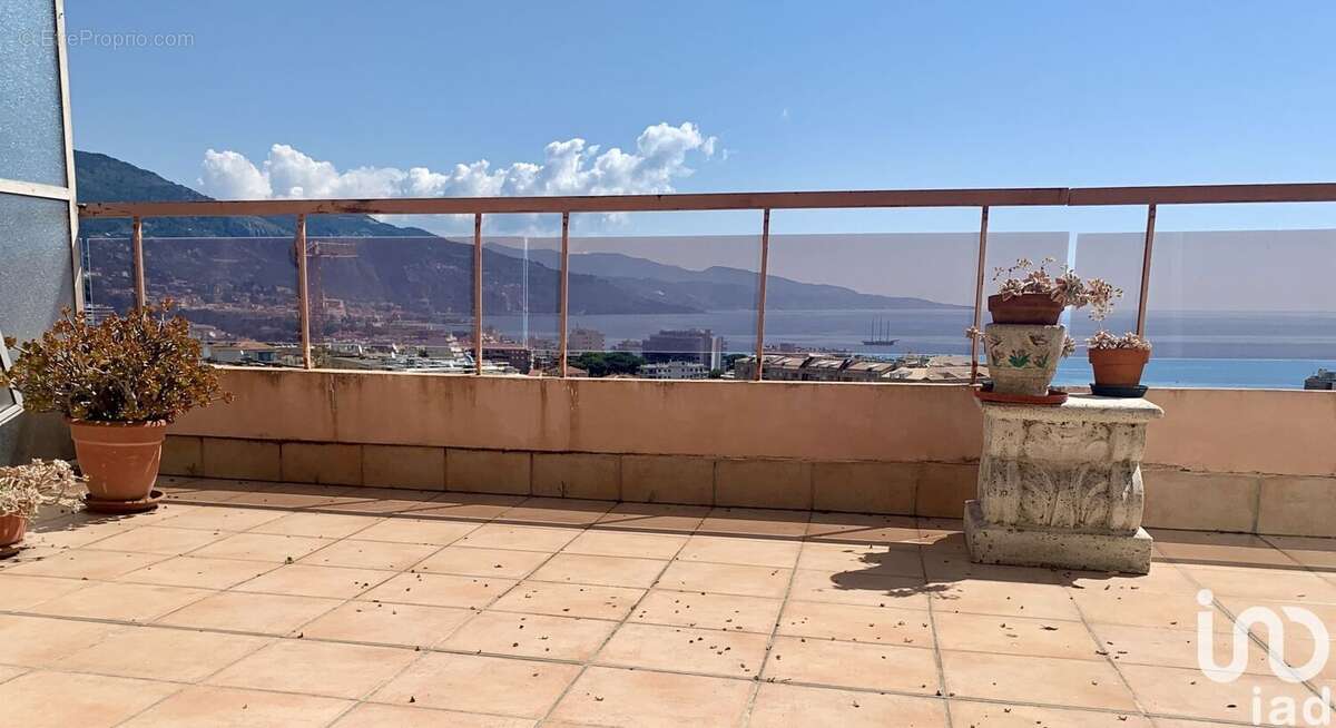 Photo 3 - Appartement à ROQUEBRUNE-CAP-MARTIN