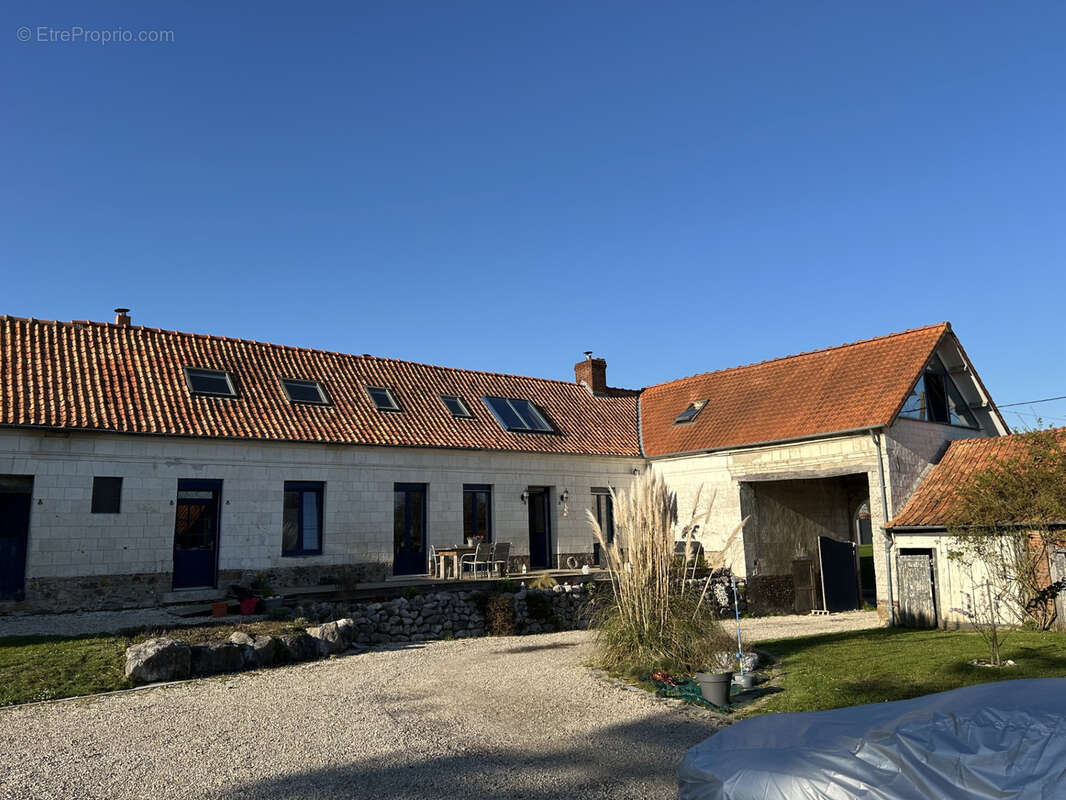 Maison à BERLES-MONCHEL