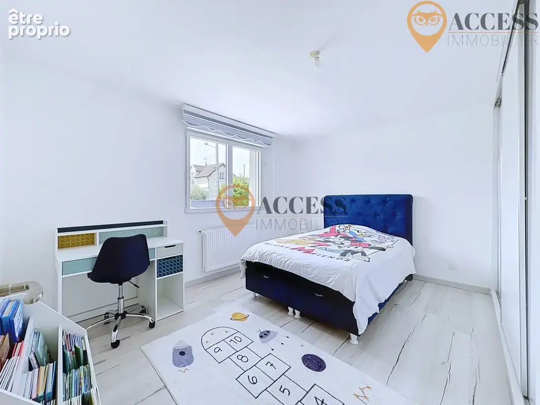 GROSLAY - Très belle Maison moderne de 153m2 située dans un secteur privilégié ! - photo 12