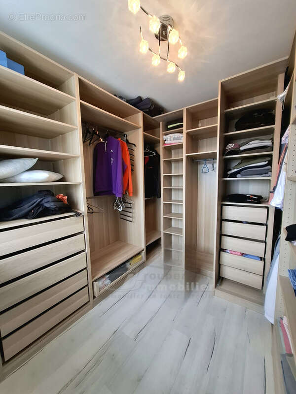 Maison à ROMANS-SUR-ISERE