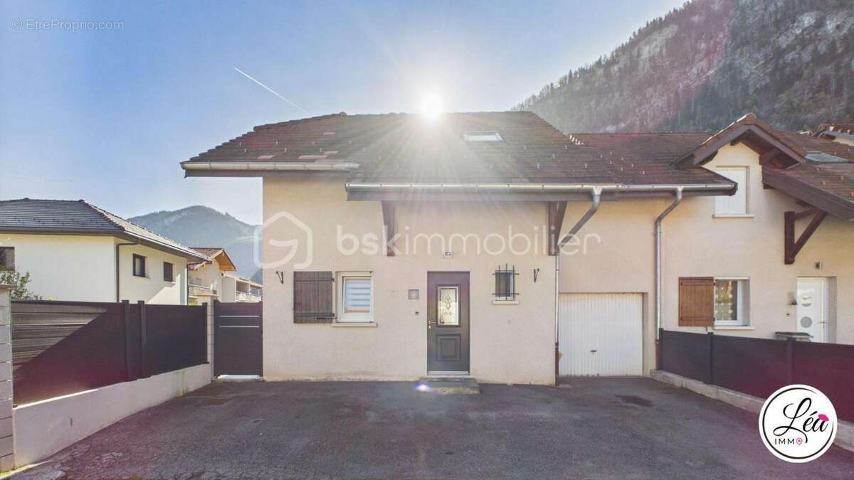 Votre nouveau chez-vous : maison avec jardin, terrasse & garage - photo 18