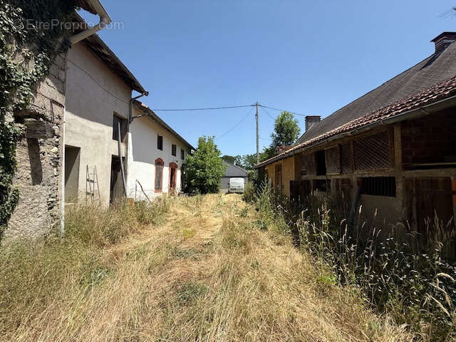 Maison à SALLES-ADOUR