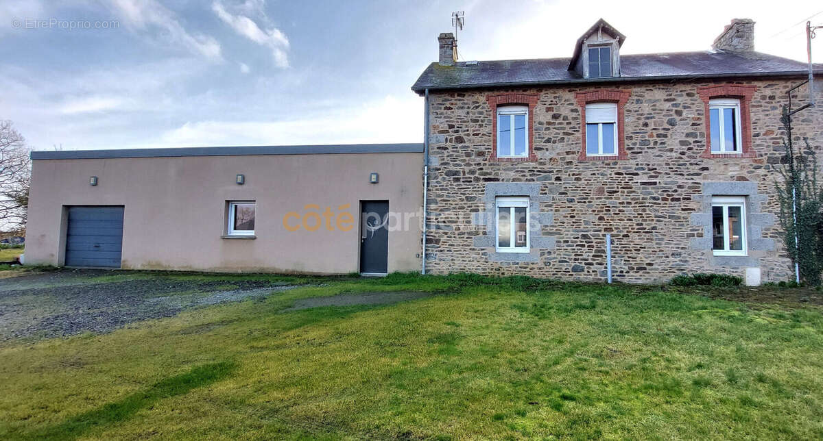 Maison à DRAGEY-RONTHON