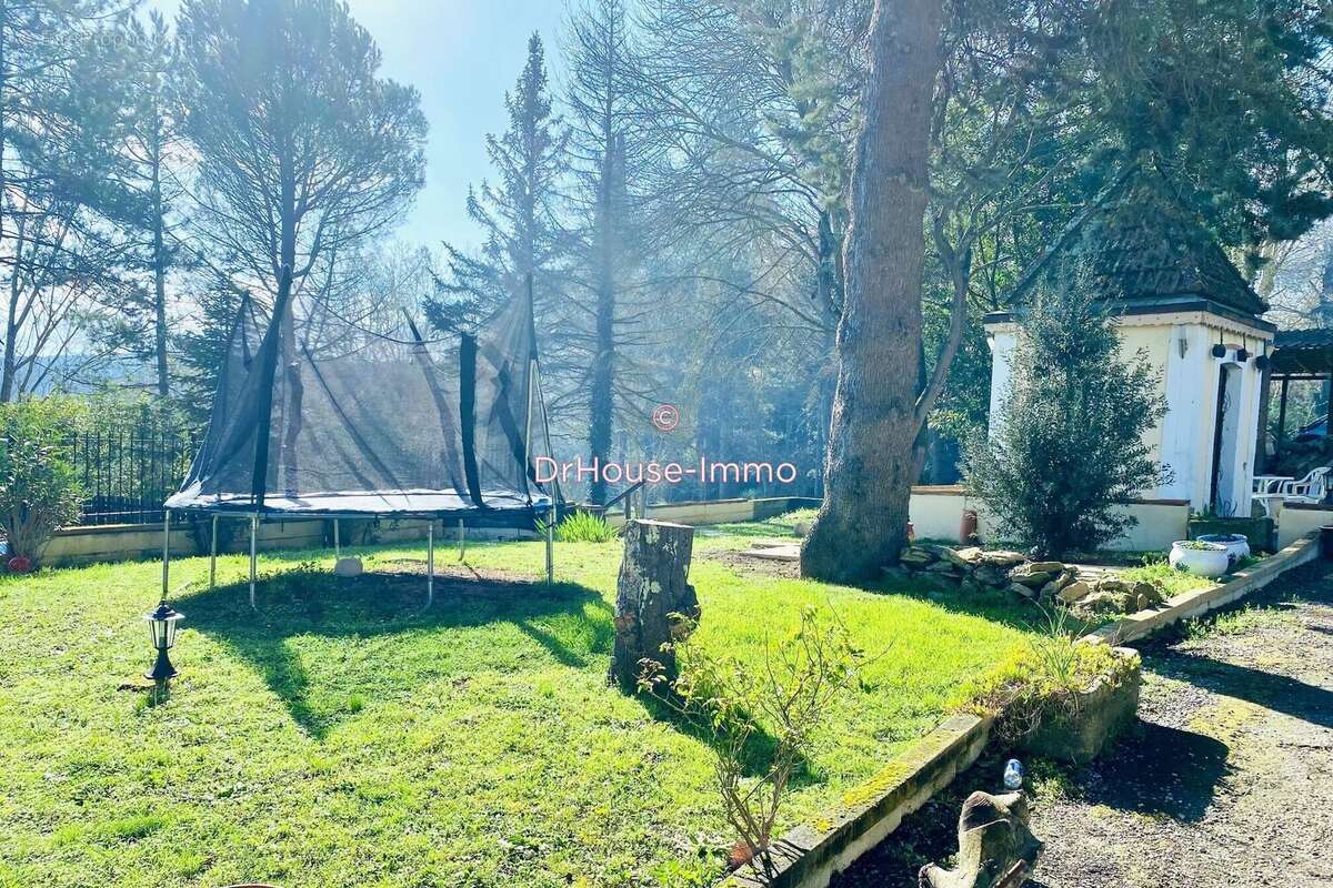 Maison 203 m² à Saint-Martin-De-Villereglan  - photo 5