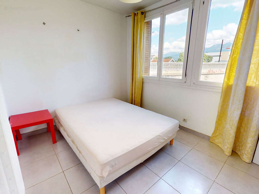 Appartement 4 pièces de 67 m2 - Grenoble - photo 5