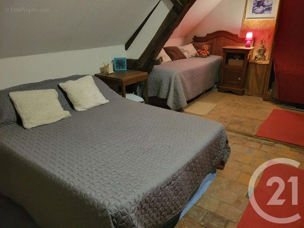 Maison à ETAIS-LA-SAUVIN