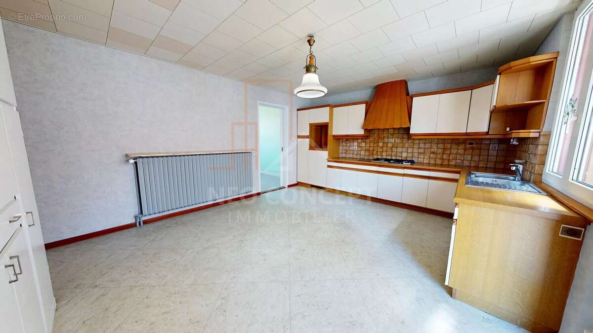 Maison à STUNDWILLER