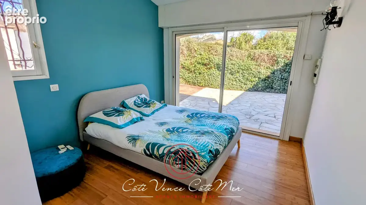 Maison familiale de 181 m2 avec piscine à Vence (06140) - photo 27