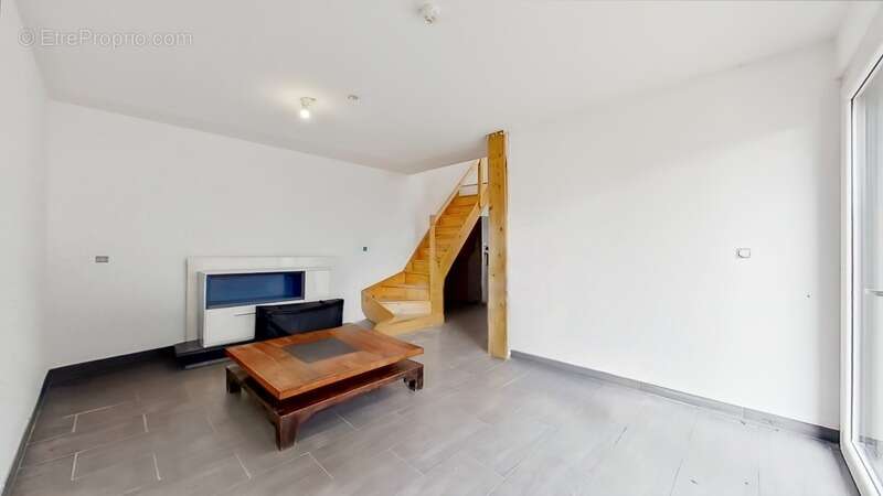 Appartement T6 de 132m² parking, terrasse et cour et local professionnel - photo 15