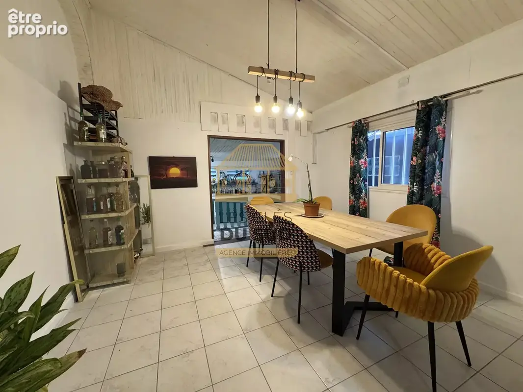 SAINT-JOSEPH – LES JACQUES  Maison créole rénovée avec dépendance – 165 000 € HAI - photo 7