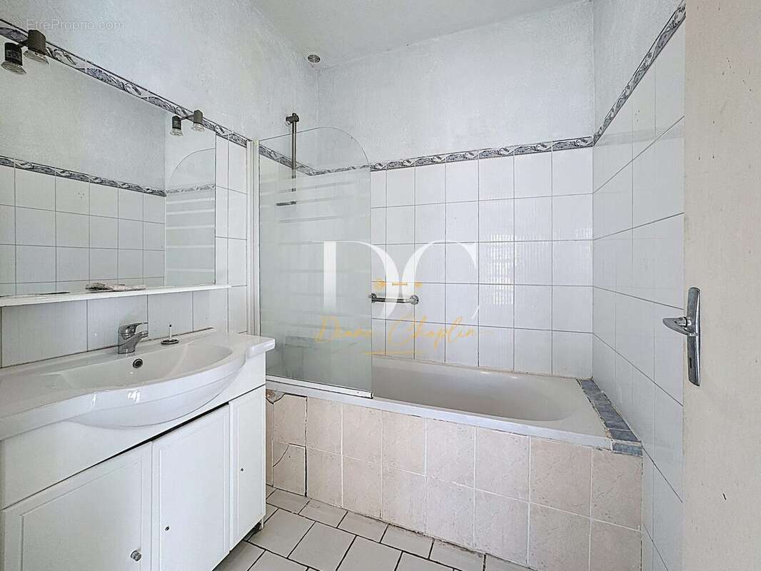 Appartement à MORIERES-LES-AVIGNON