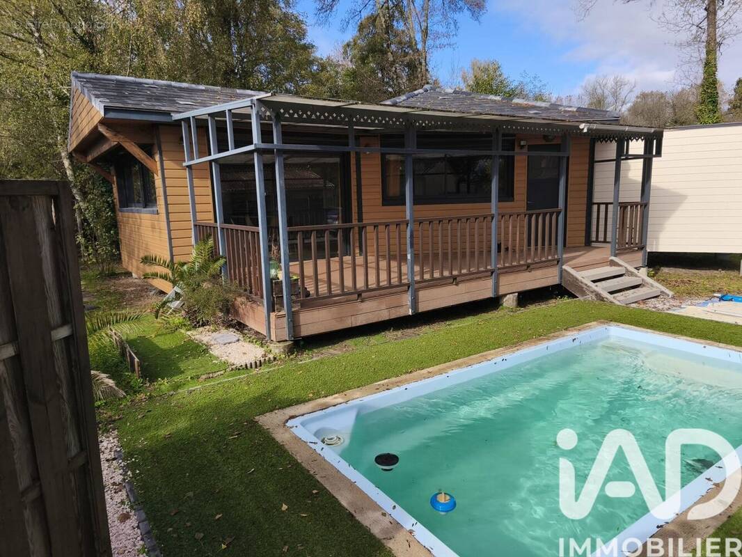 Photo 1 - Maison à SAINT-CHRISTOLY-DE-BLAYE