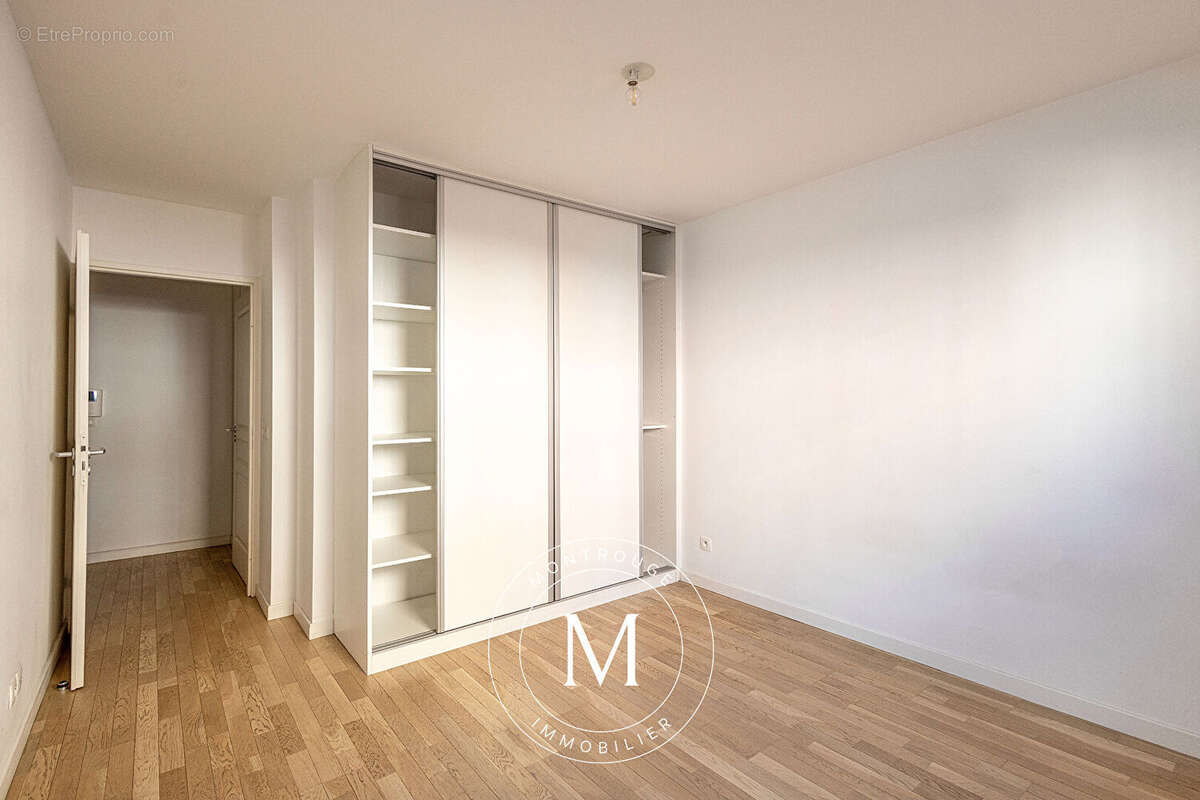 Appartement à MONTROUGE