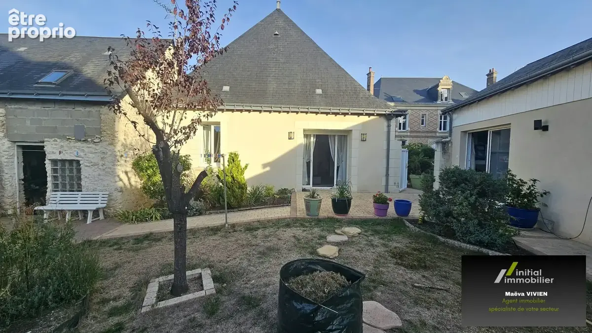 Maison de village rénovée de 125 m2 avec sa dépendance chauffée et terrain de 540 m2 - photo 12