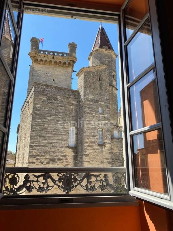 Appartement à UZES