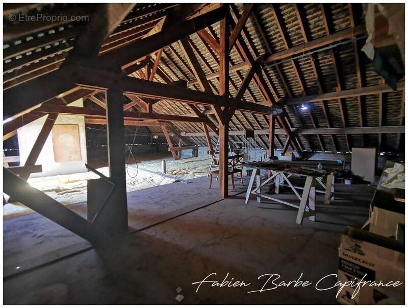 IMMEUBLE DE RAPPORT centre ville de Guer – 394 m²  (56) - photo 16
