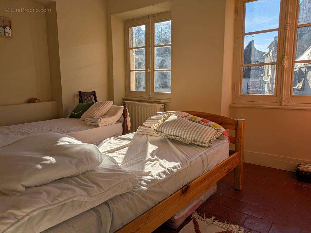 Appartement à LA CHARITE-SUR-LOIRE