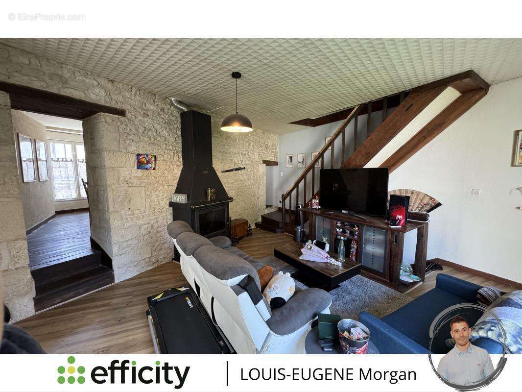 Maison 125 m² à Couhe  - photo 4