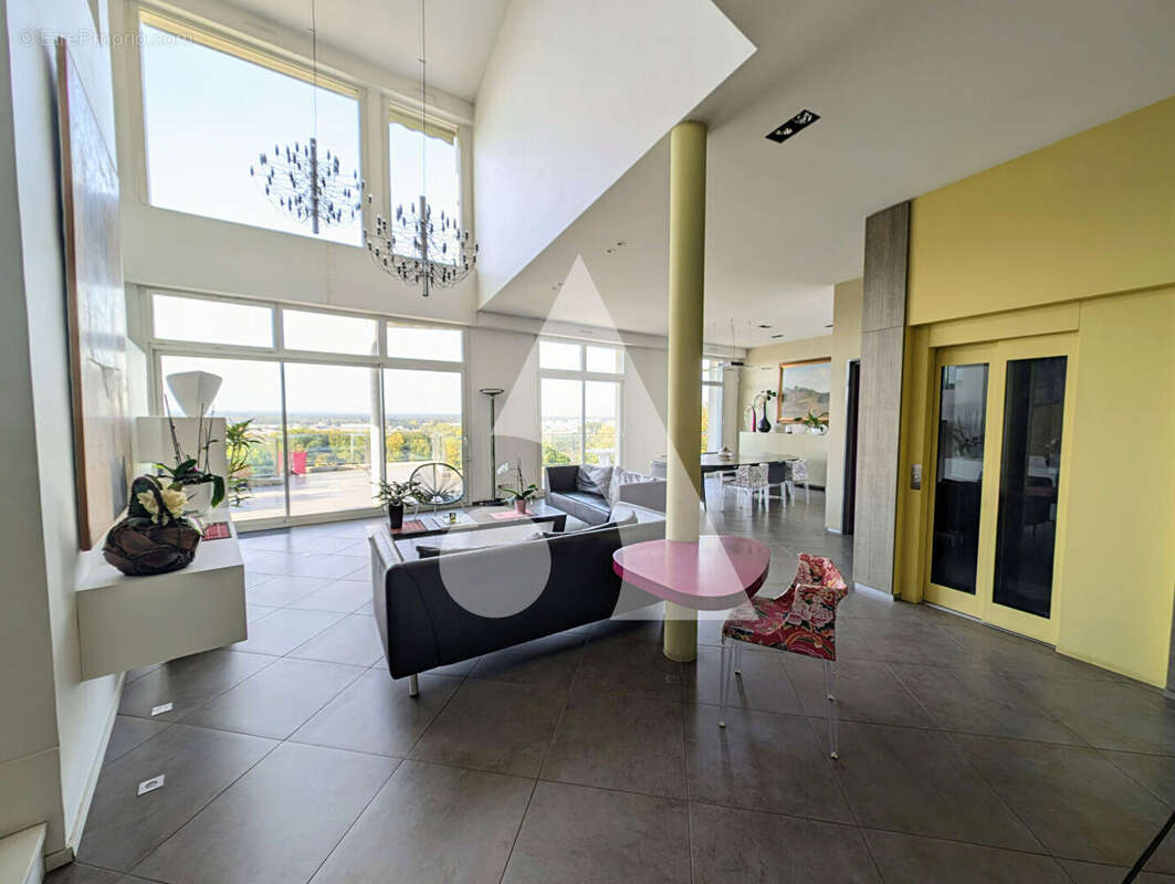 Maison à LA FRETTE-SUR-SEINE