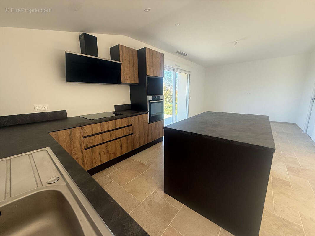 Maison à PONTONX-SUR-L'ADOUR