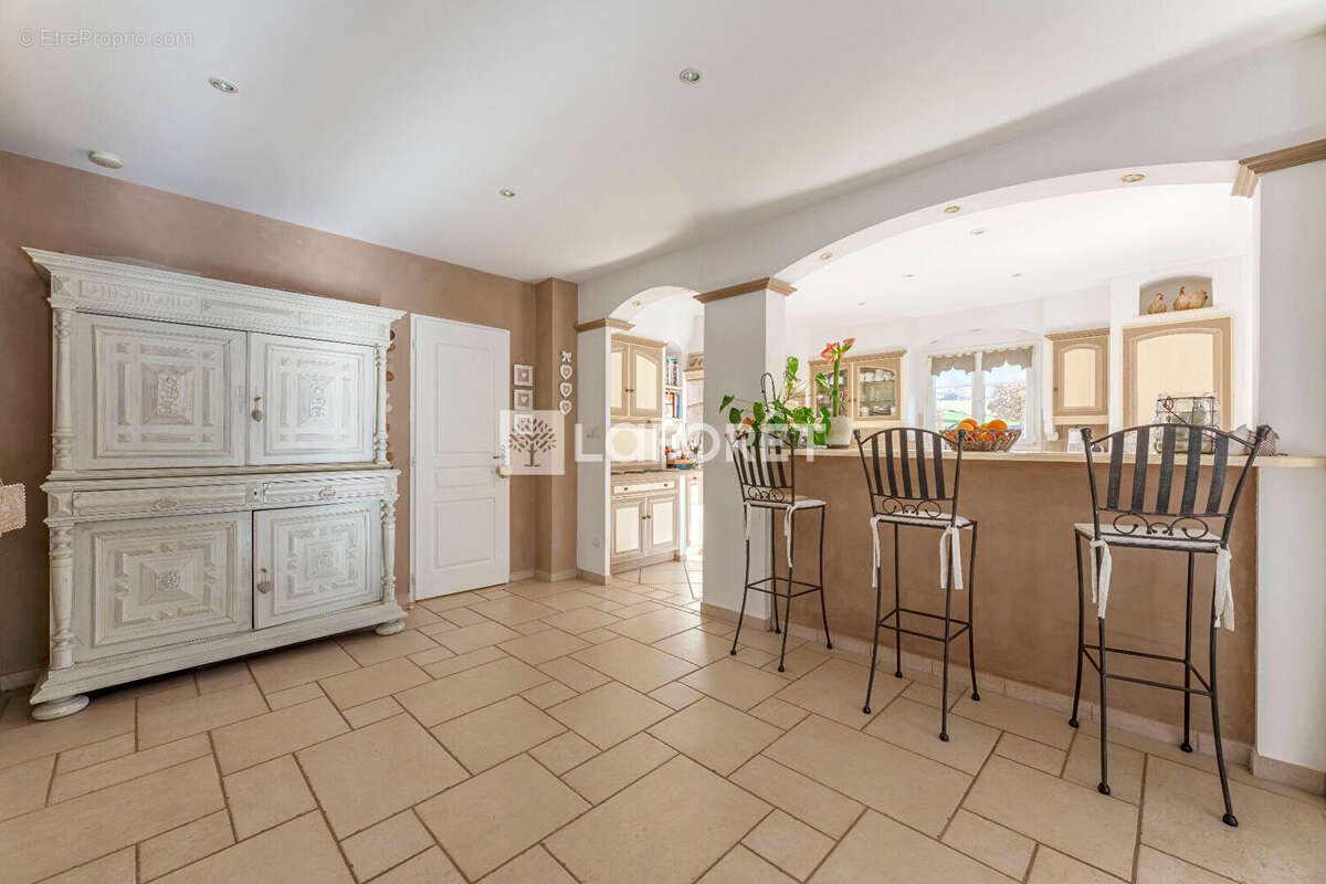 Maison à L&#039;ARBRESLE