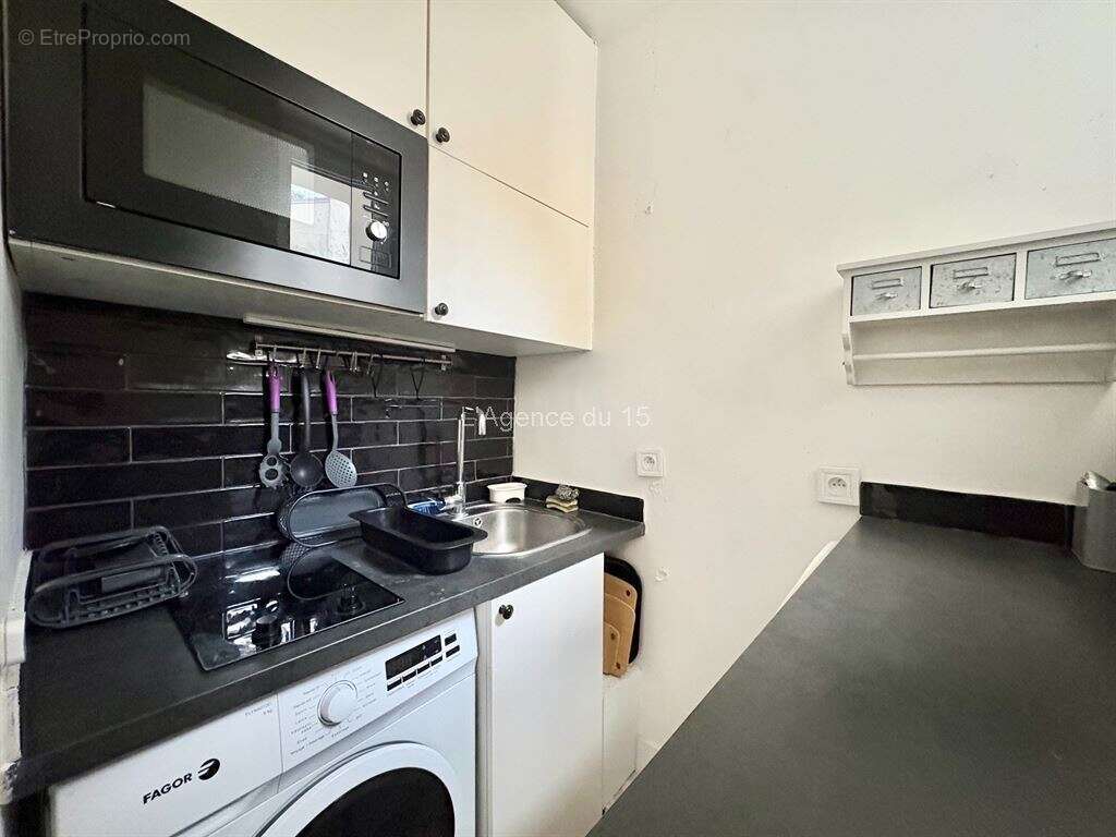Appartement à PARIS-15E