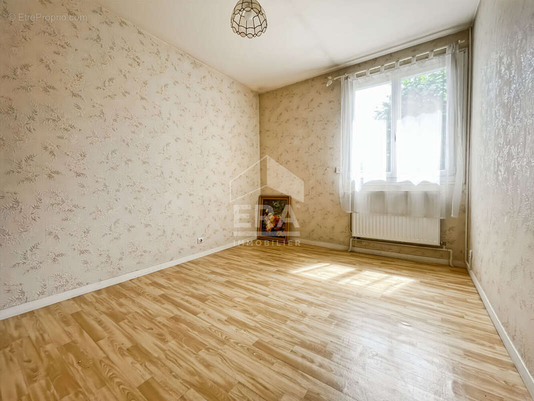 Maison à ETAMPES