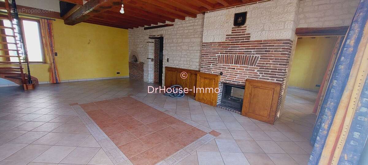 Maison à EAUX-PUISEAUX